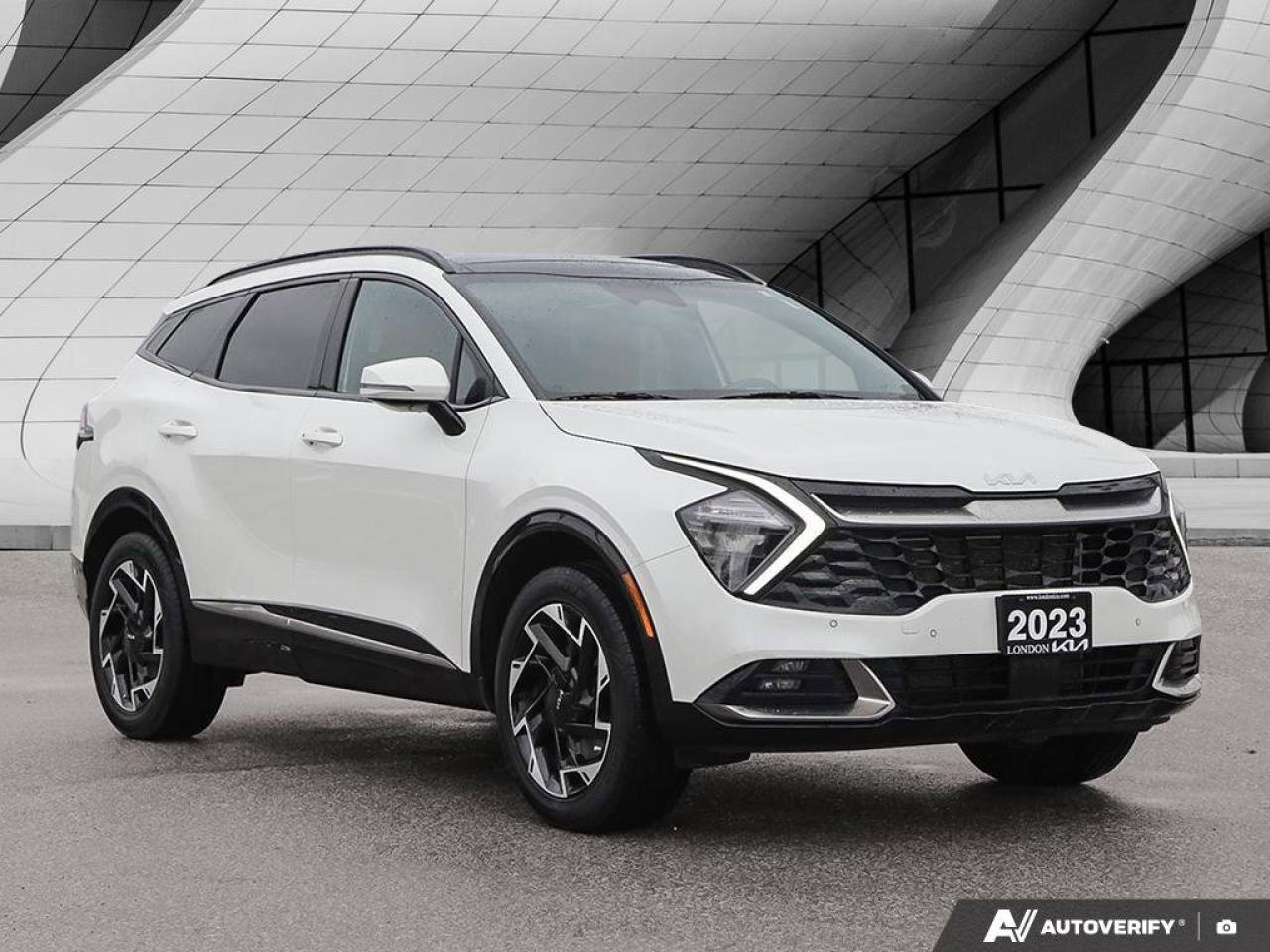 2023 Kia Sportage EX AWD   Apple CarPlay   Blind Spot Monitoring   H Photo