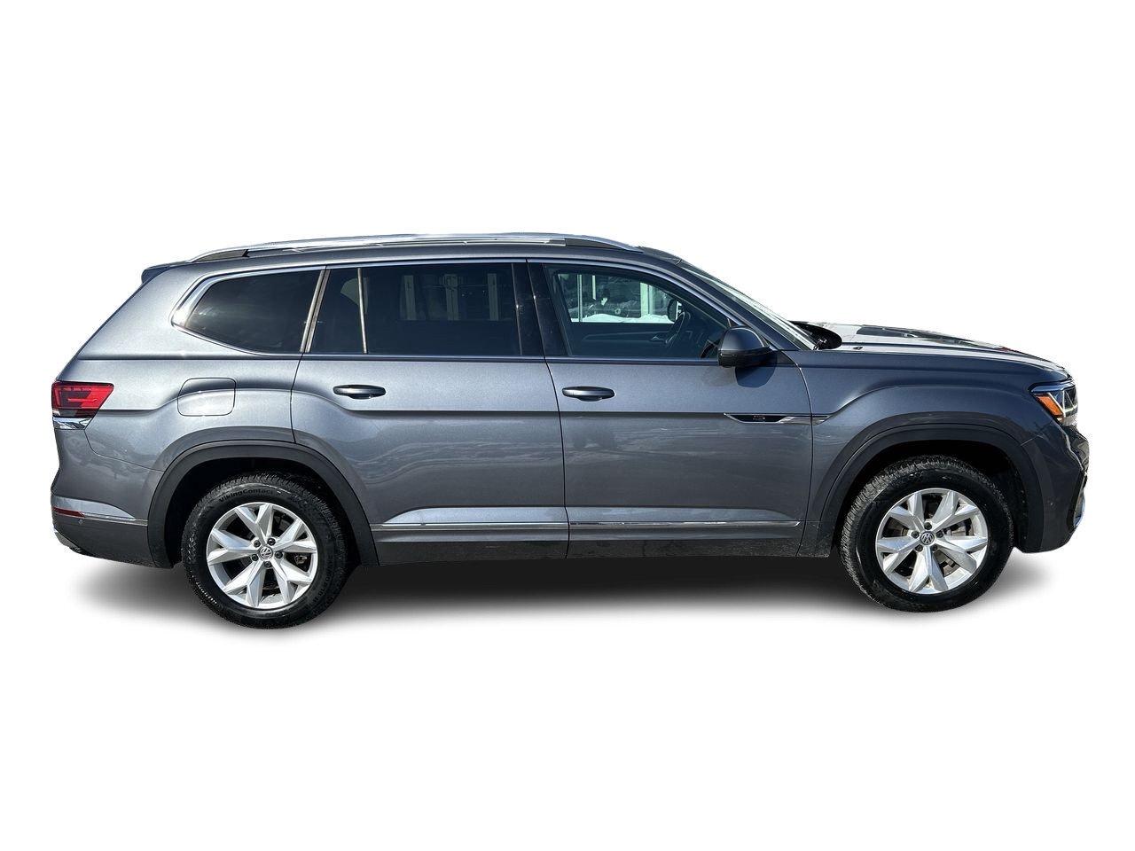 2023 Volkswagen Atlas Execline 3.6L 8sp at w/Tip 4MOTION Sunroof  Alloy Photo