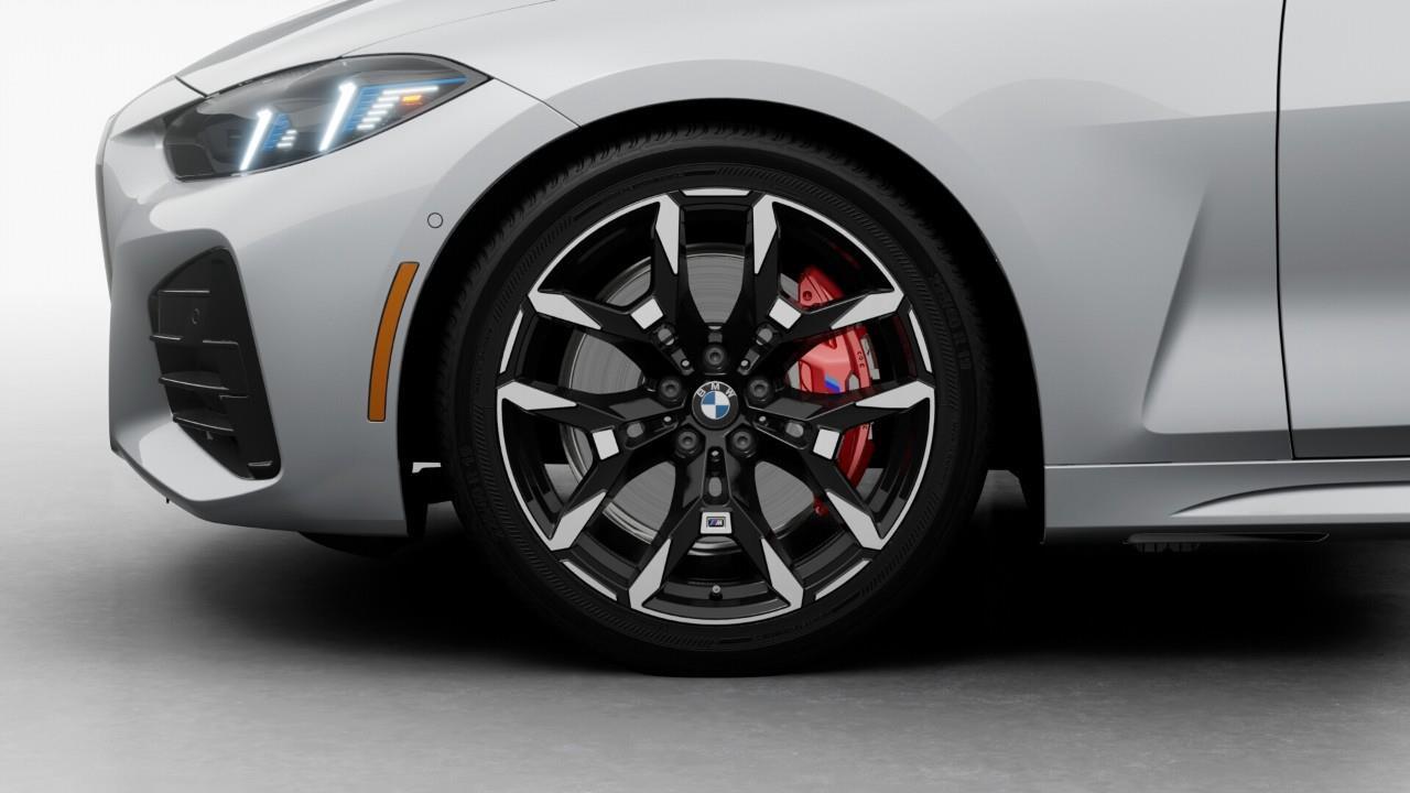 2026 BMW M440 i xDrive 2dr All-Wheel Drive Coupe Photo