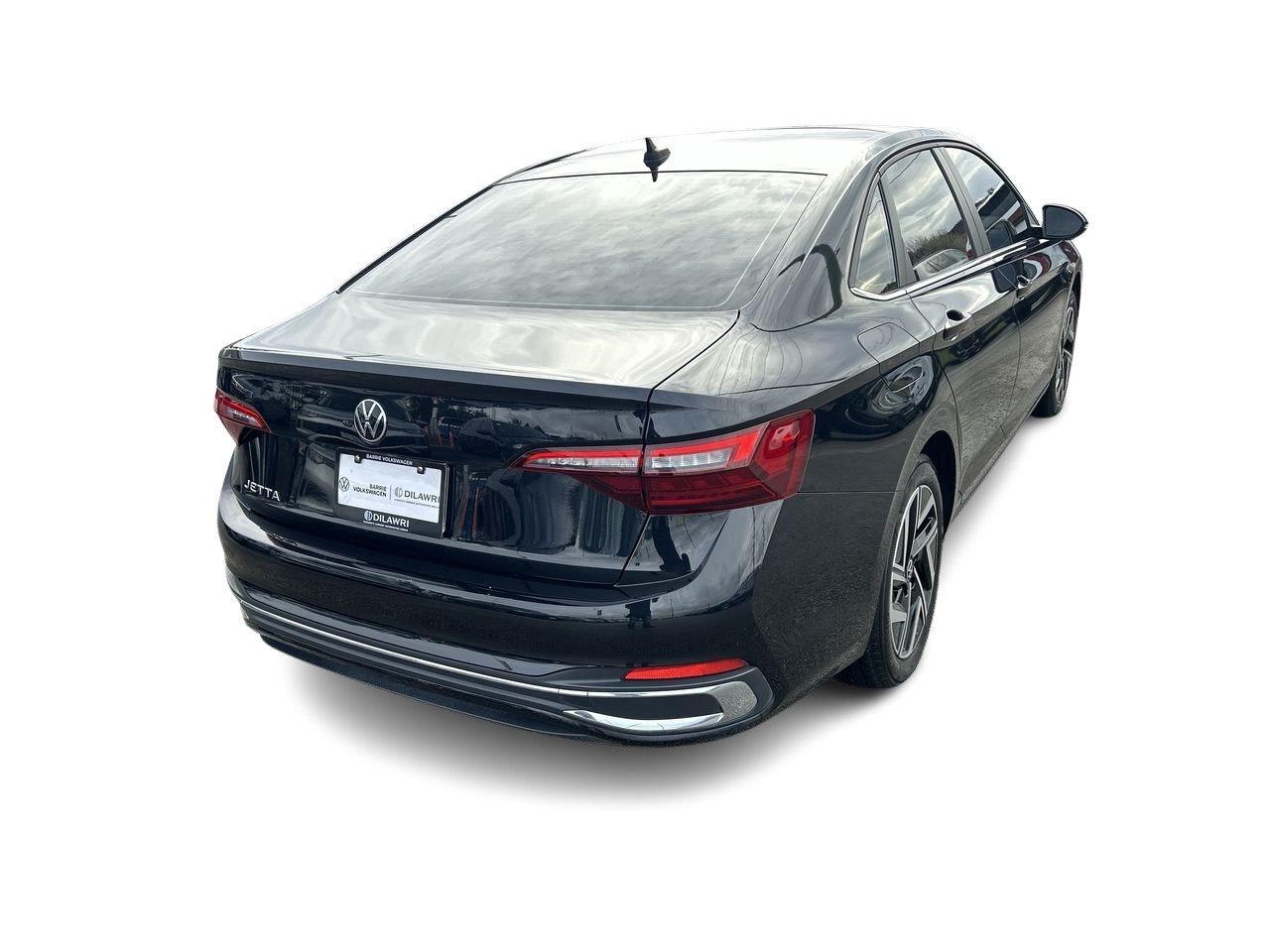 2022 Volkswagen Jetta Highline 1.5 T 8Sp at w/Tip Leather Seats  Alloy W Photo