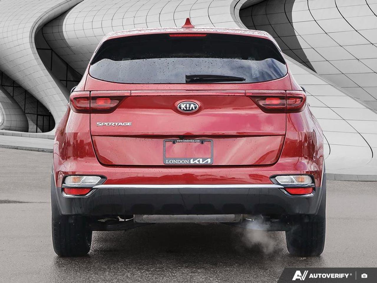 2021 Kia Sportage LX Photo3