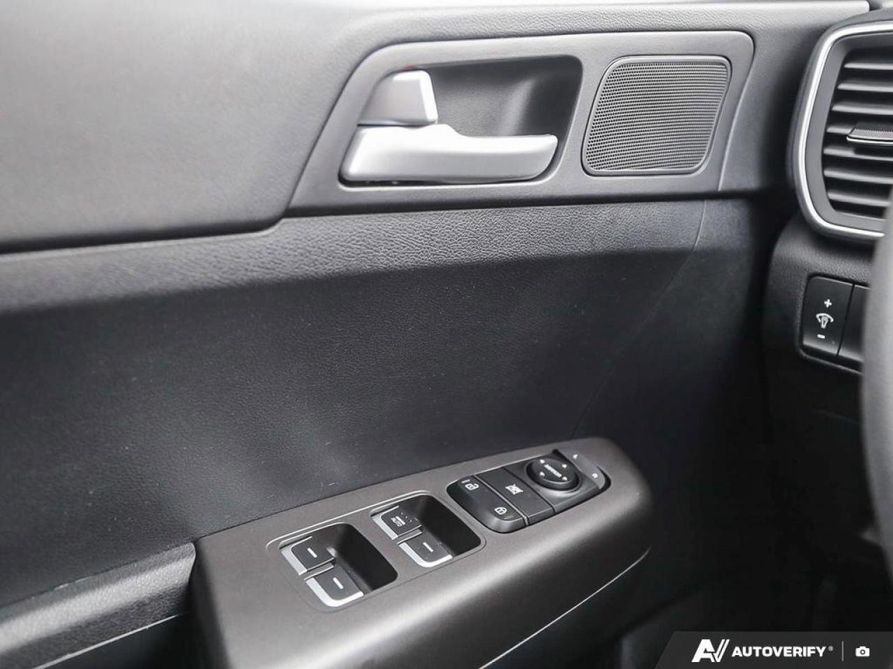 2021 Kia Sportage LX Photo