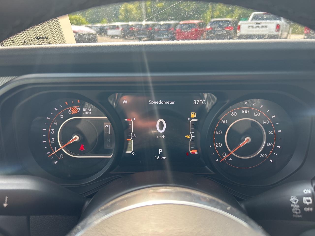 2025 Jeep Wrangler 4-Door Sahara Photo