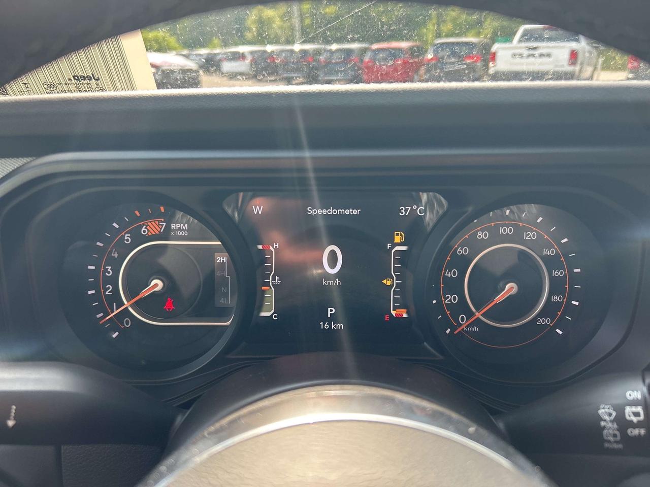 2025 Jeep Wrangler 4-Door Sahara Photo