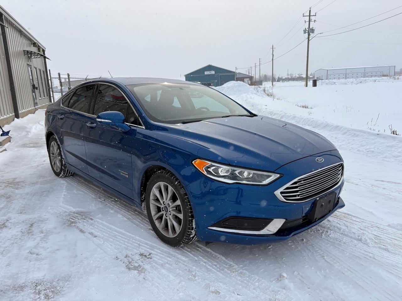 2018 Ford Fusion Energi SE FWD, Plug-in Hybrid Photo2