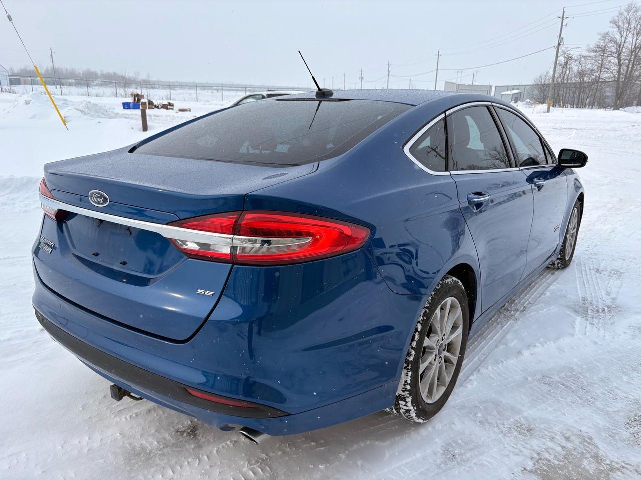 2018 Ford Fusion Energi SE FWD, Plug-in Hybrid Photo3
