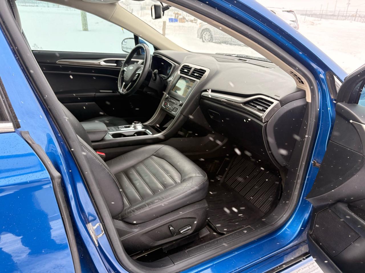 2018 Ford Fusion Energi SE FWD, Plug-in Hybrid Photo