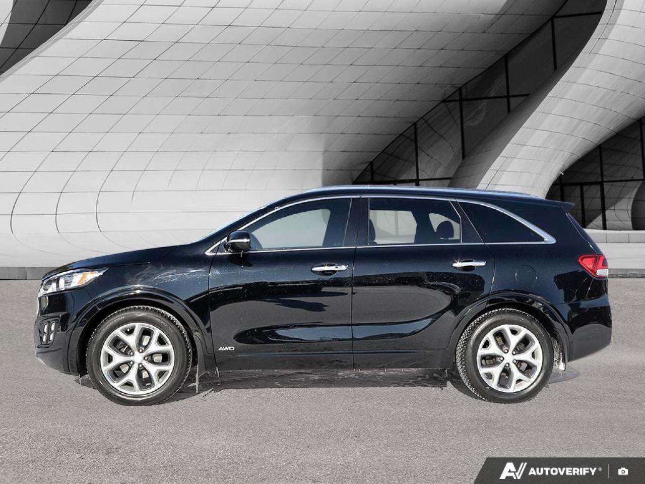 2016 Kia Sorento 2.0L Turbo SX Photo