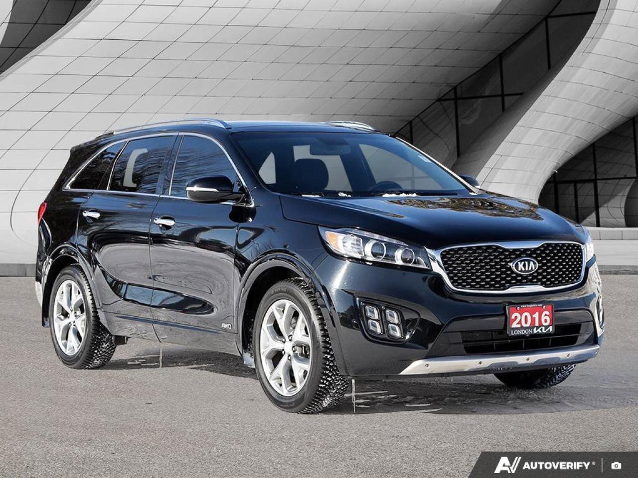 2016 Kia Sorento 2.0L Turbo SX Photo