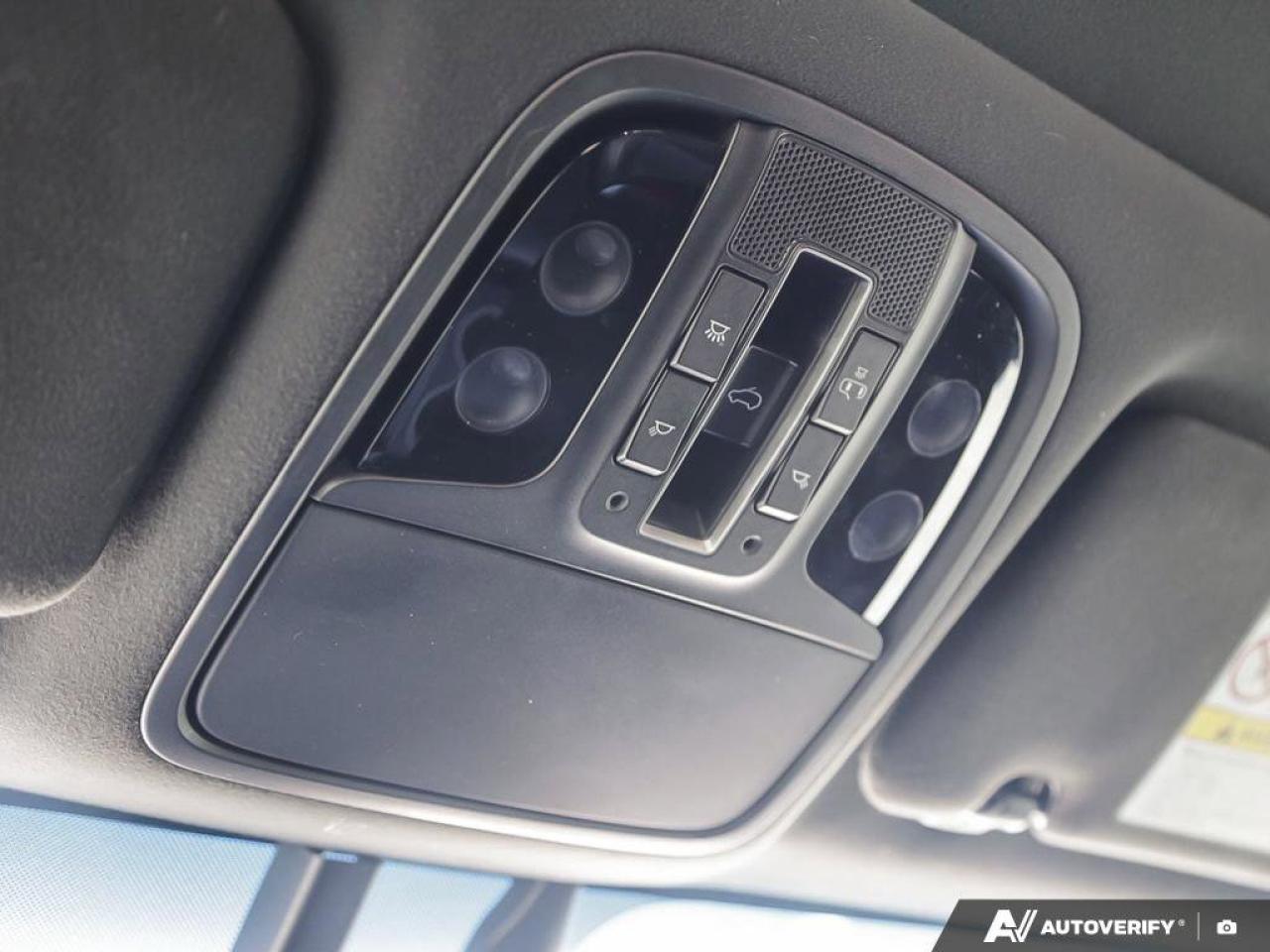 2016 Kia Sorento 2.0L Turbo SX Photo