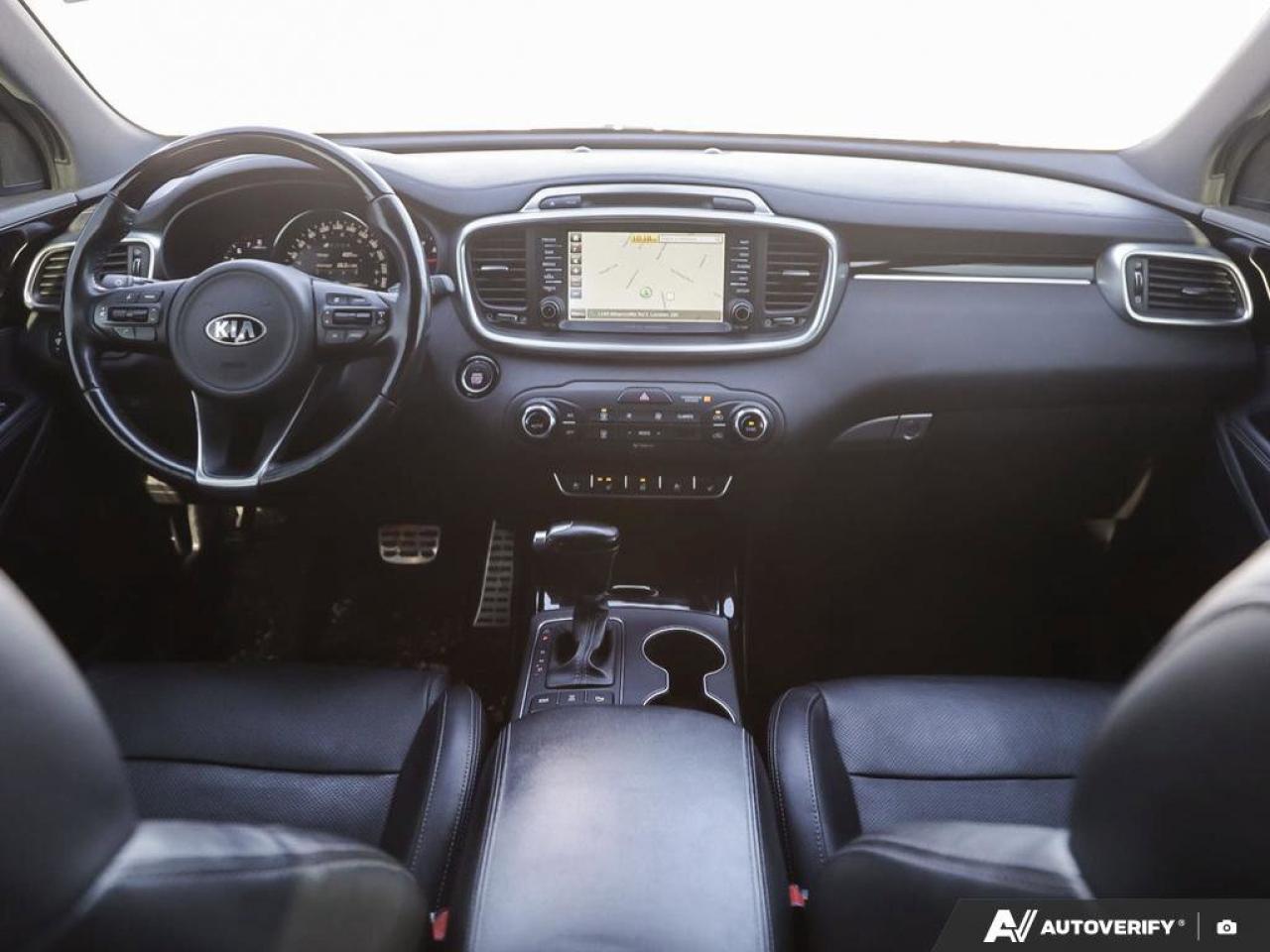 2016 Kia Sorento 2.0L Turbo SX Photo