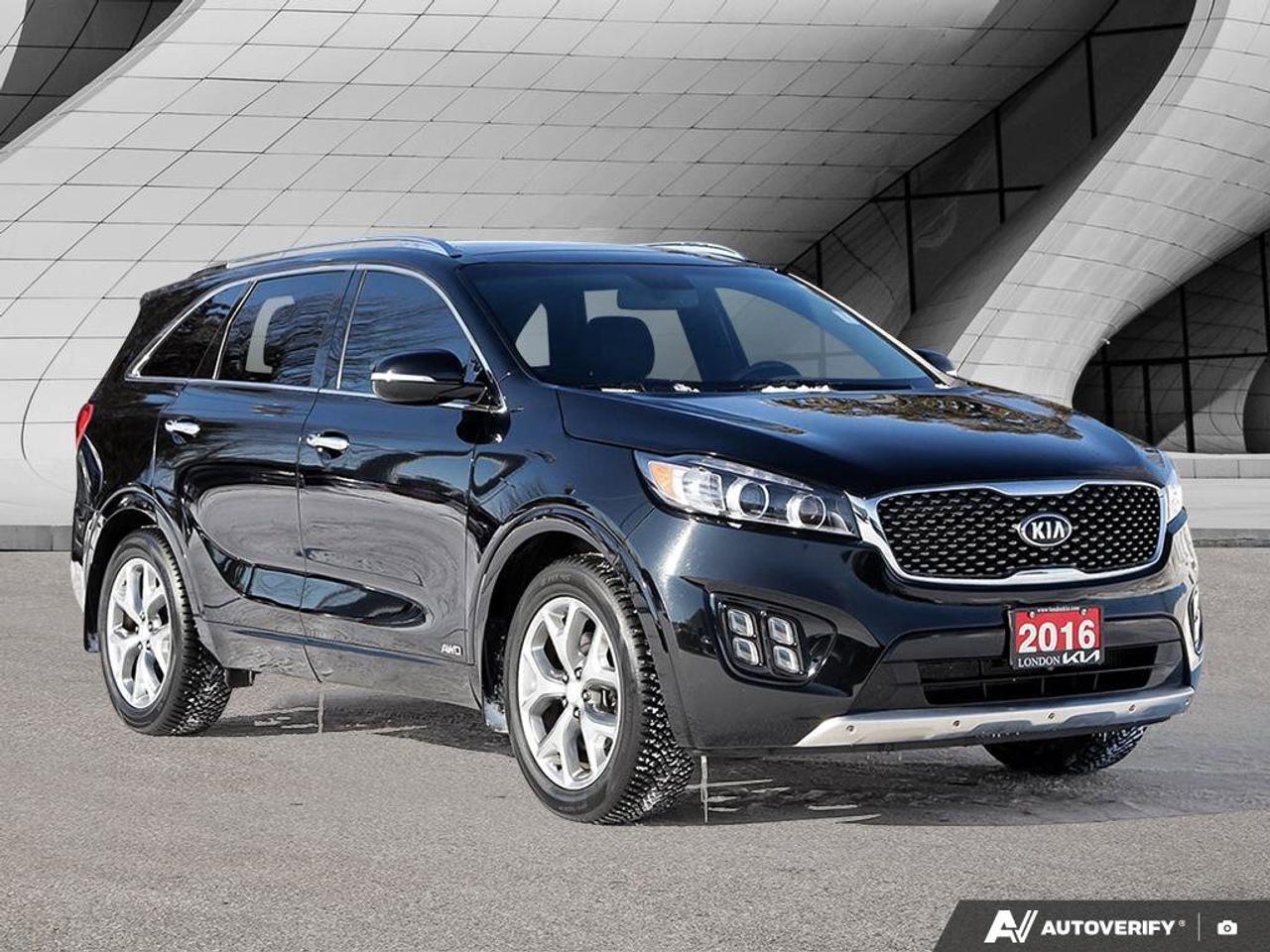 2016 Kia Sorento 2.0L Turbo SX Photo