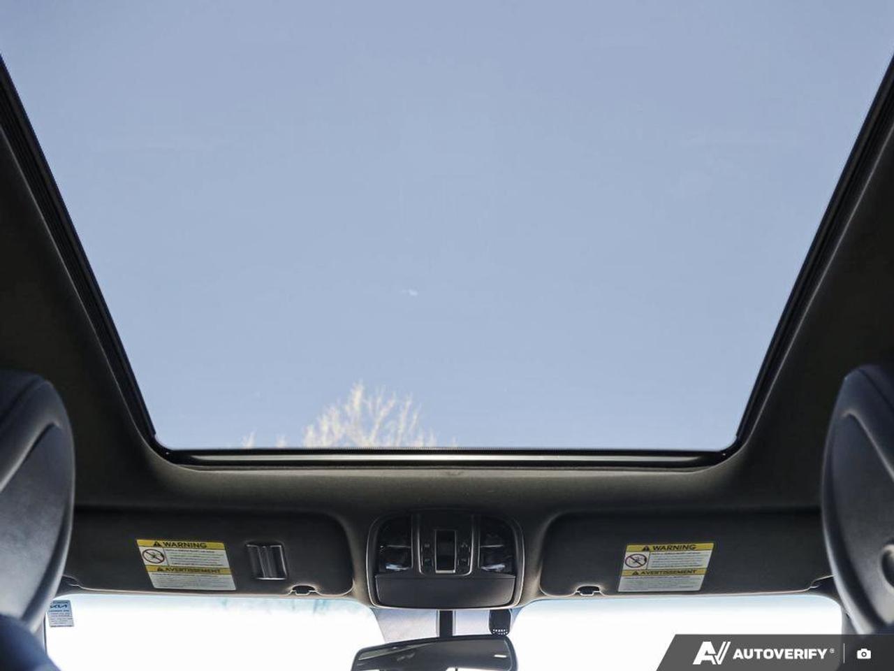 2016 Kia Sorento 2.0L Turbo SX Photo