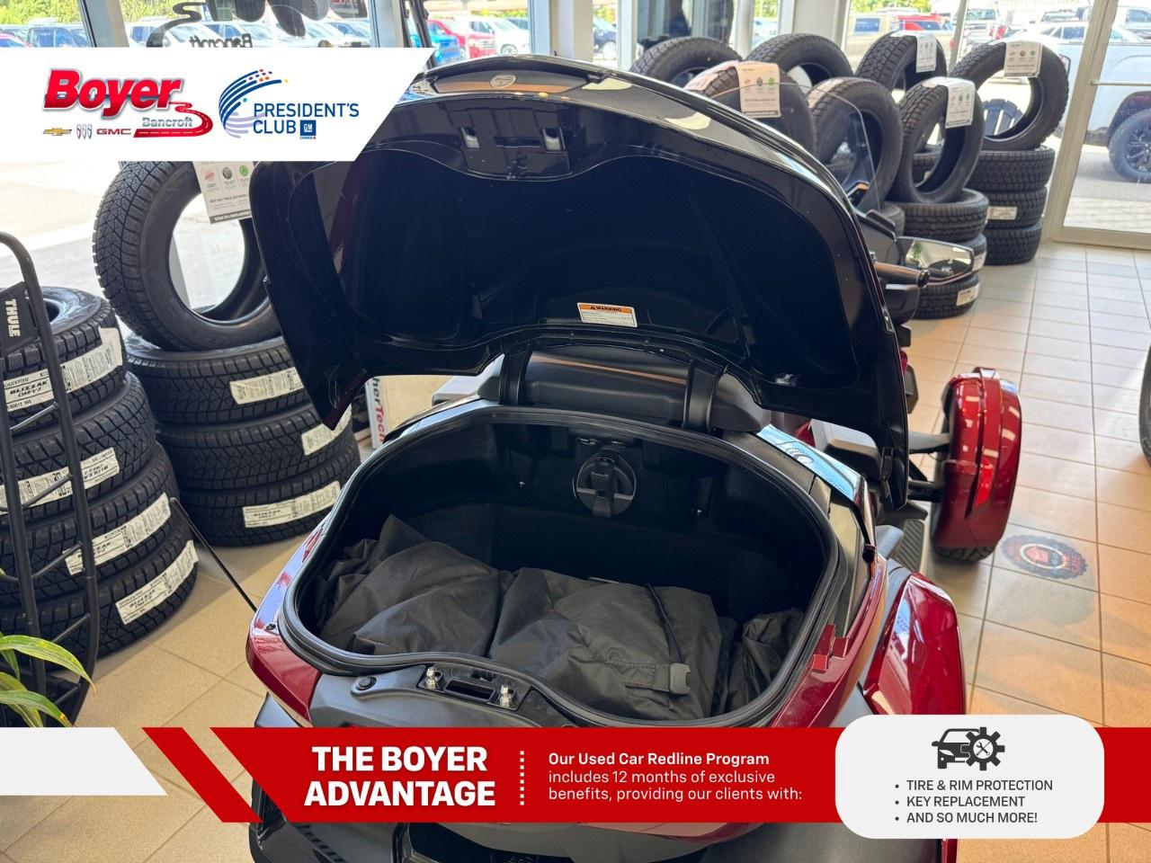 2023 Can-Am SPIDER  Photo