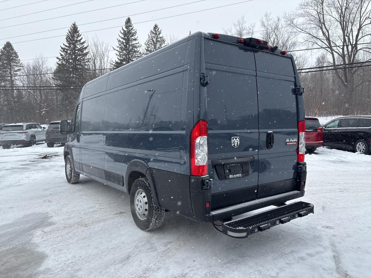 2022 RAM ProMaster Cargo Van 3500 High Roof Ext 159  WB Photo4