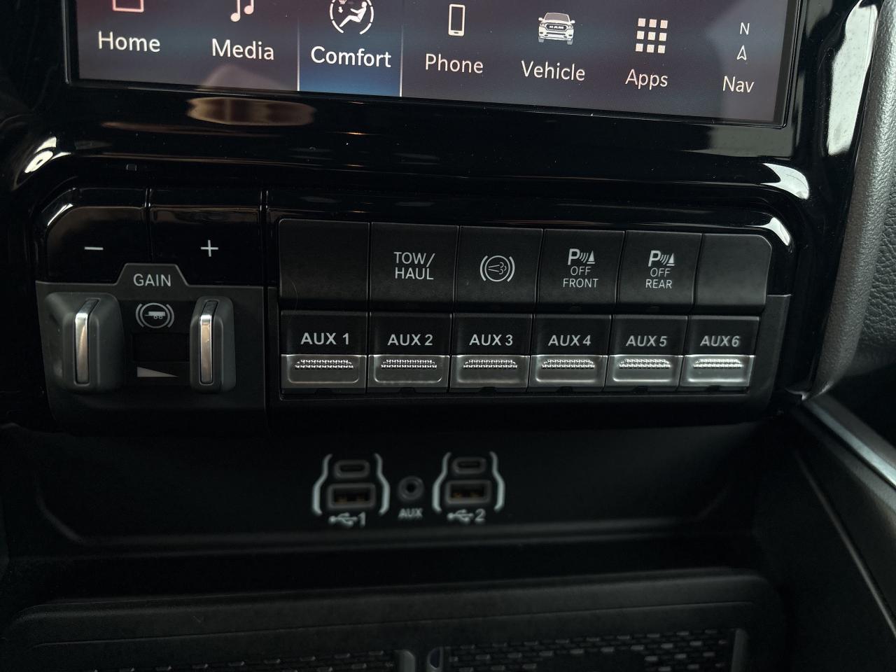 2025 RAM 2500 Big Horn Photo