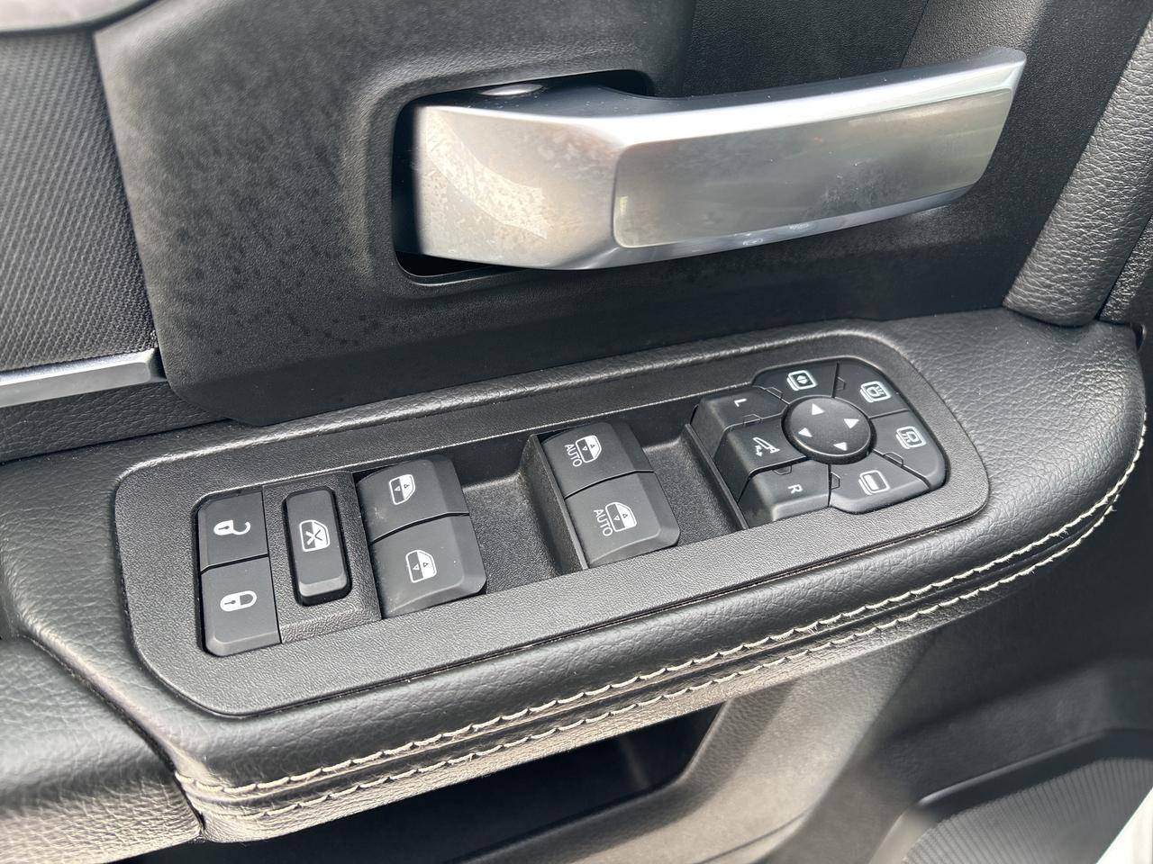 2025 RAM 2500 Big Horn Photo