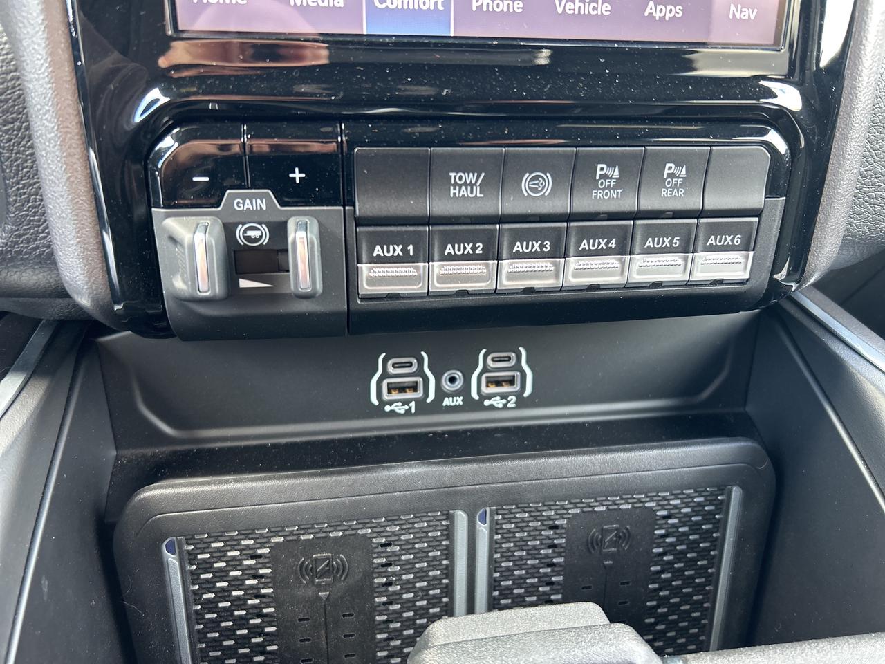 2025 RAM 2500 Big Horn Photo