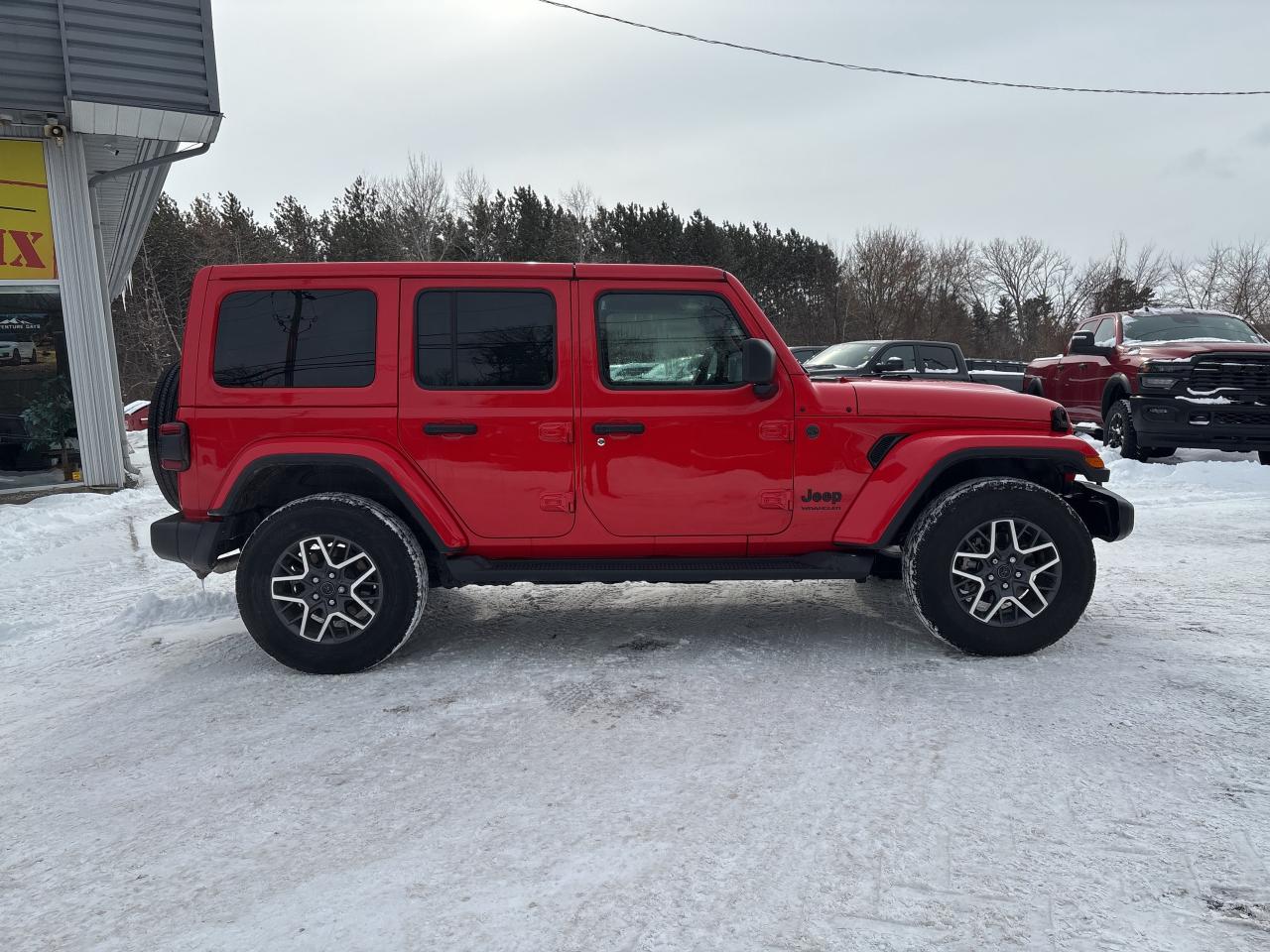 2025 Jeep Wrangler Sahara EXTENDED WARRANTY Photo