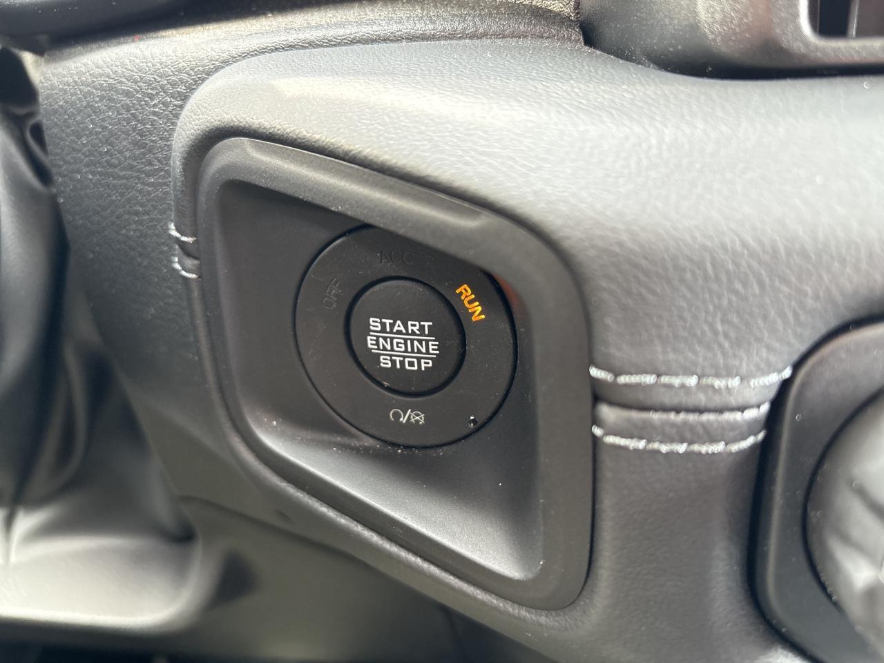 2025 Jeep Wrangler Sahara EXTENDED WARRANTY Photo