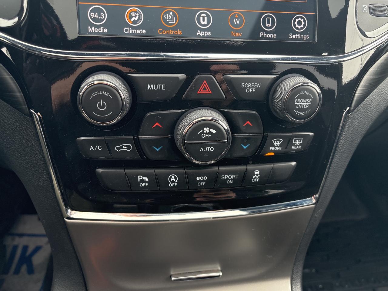 2022 Jeep Grand Cherokee WK Altitude Photo