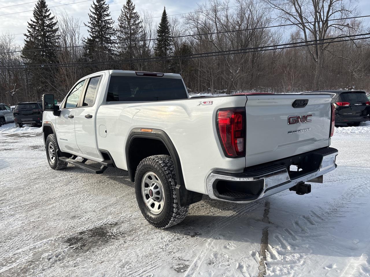 2022 GMC SIERRA 2500HD Pro Photo