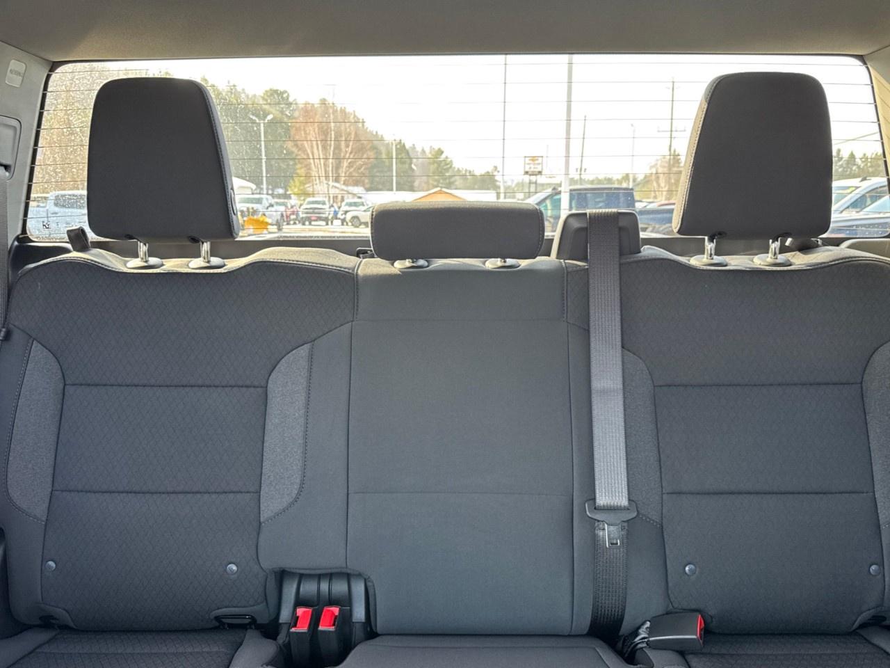 2026 GMC SIERRA 2500HD Crew Cab Standard Box 4-Wheel Drive SLE Photo