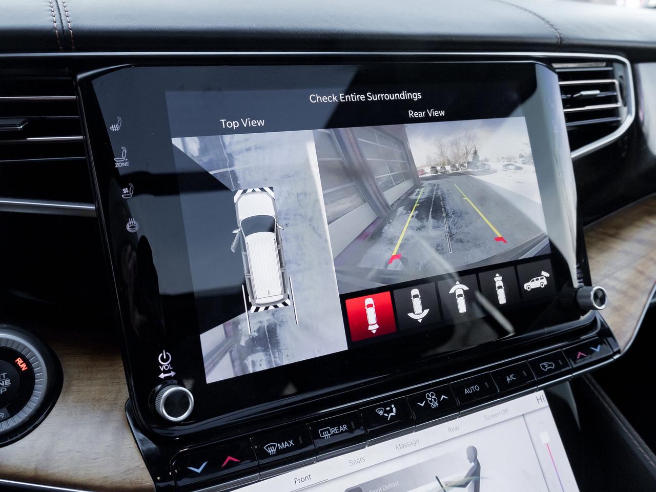 2024 Jeep Grand Wagoneer L Series III Photo