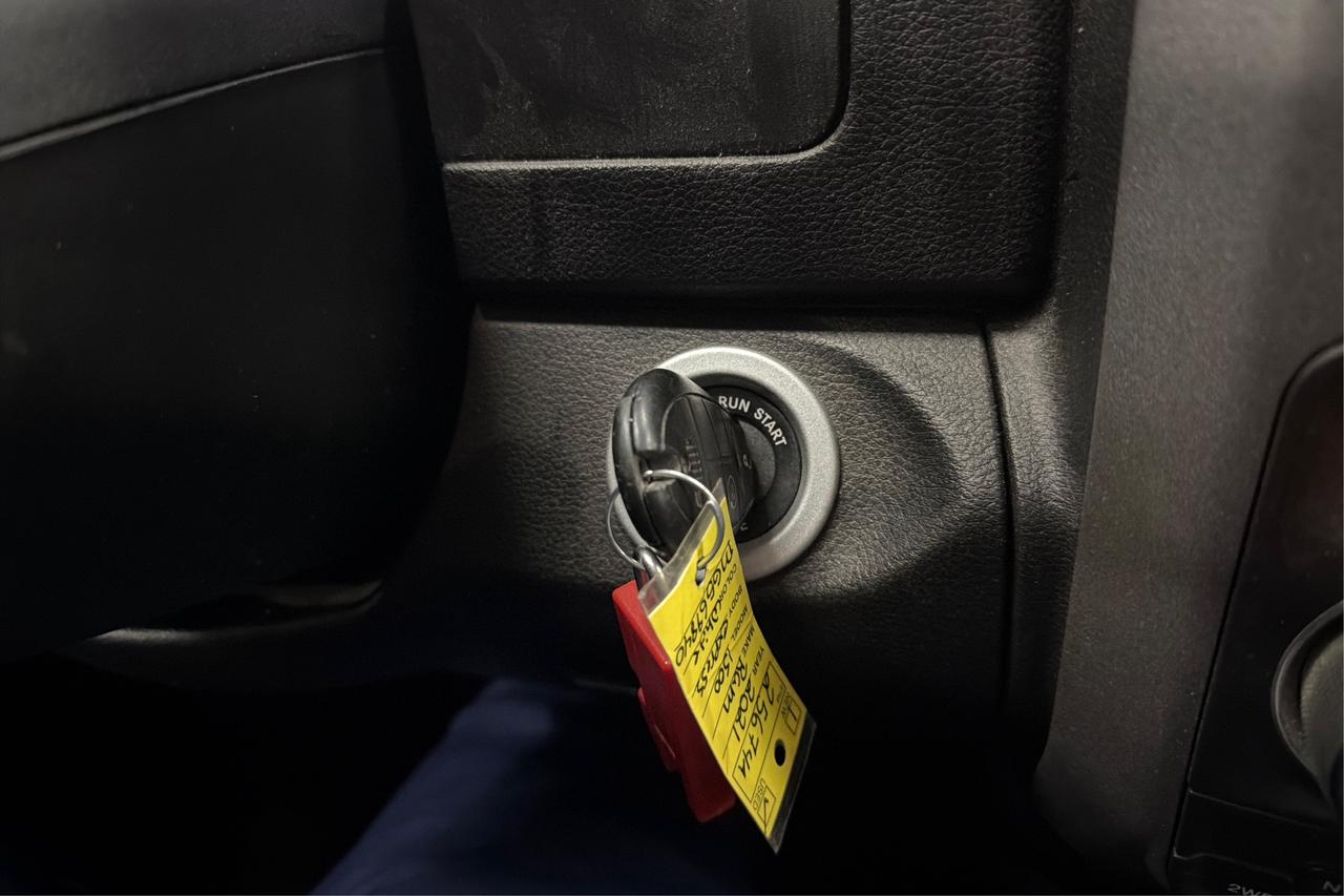 2021 RAM 1500 Classic EXPRESS Photo