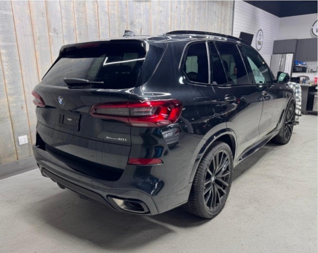 2022 BMW X5 XDRIVE 40i  M PACK PREMIUM EXCELLENCE 22 WHEELS Photo