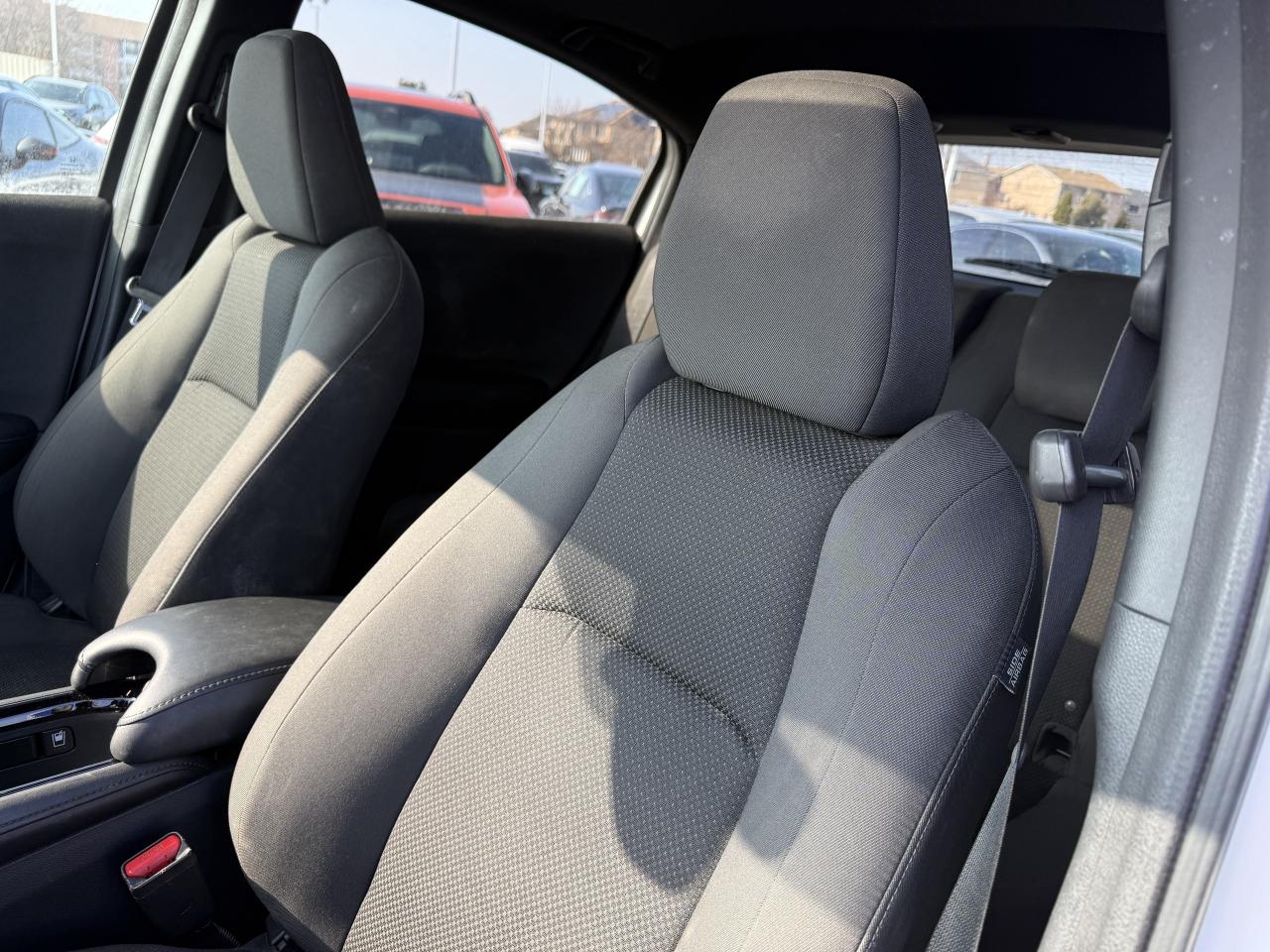 2022 Honda HR-V Sport AWD CVT   APPLE CARPLAY   SUNROOF Photo2