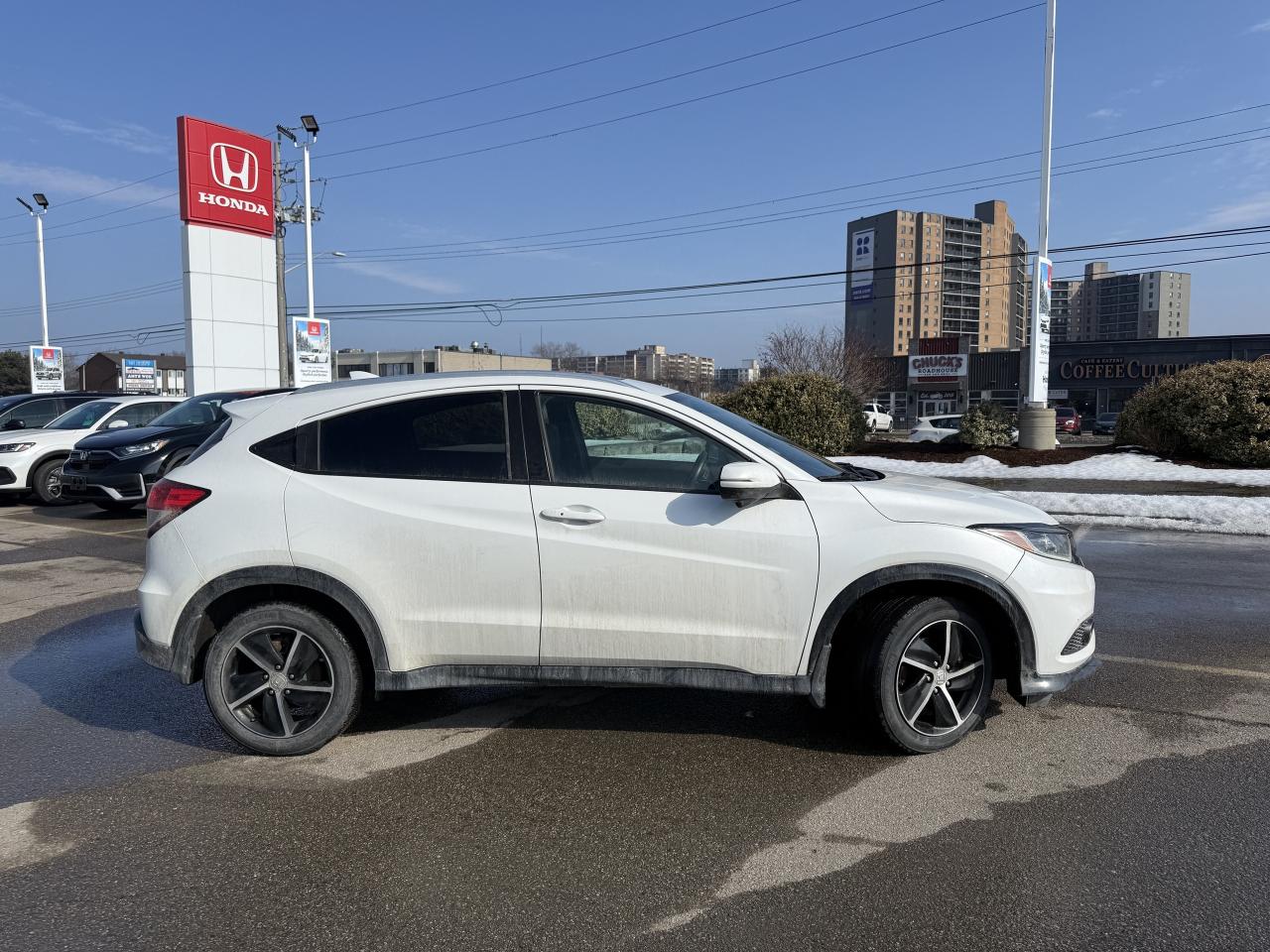 2022 Honda HR-V Sport AWD CVT   APPLE CARPLAY   SUNROOF Photo