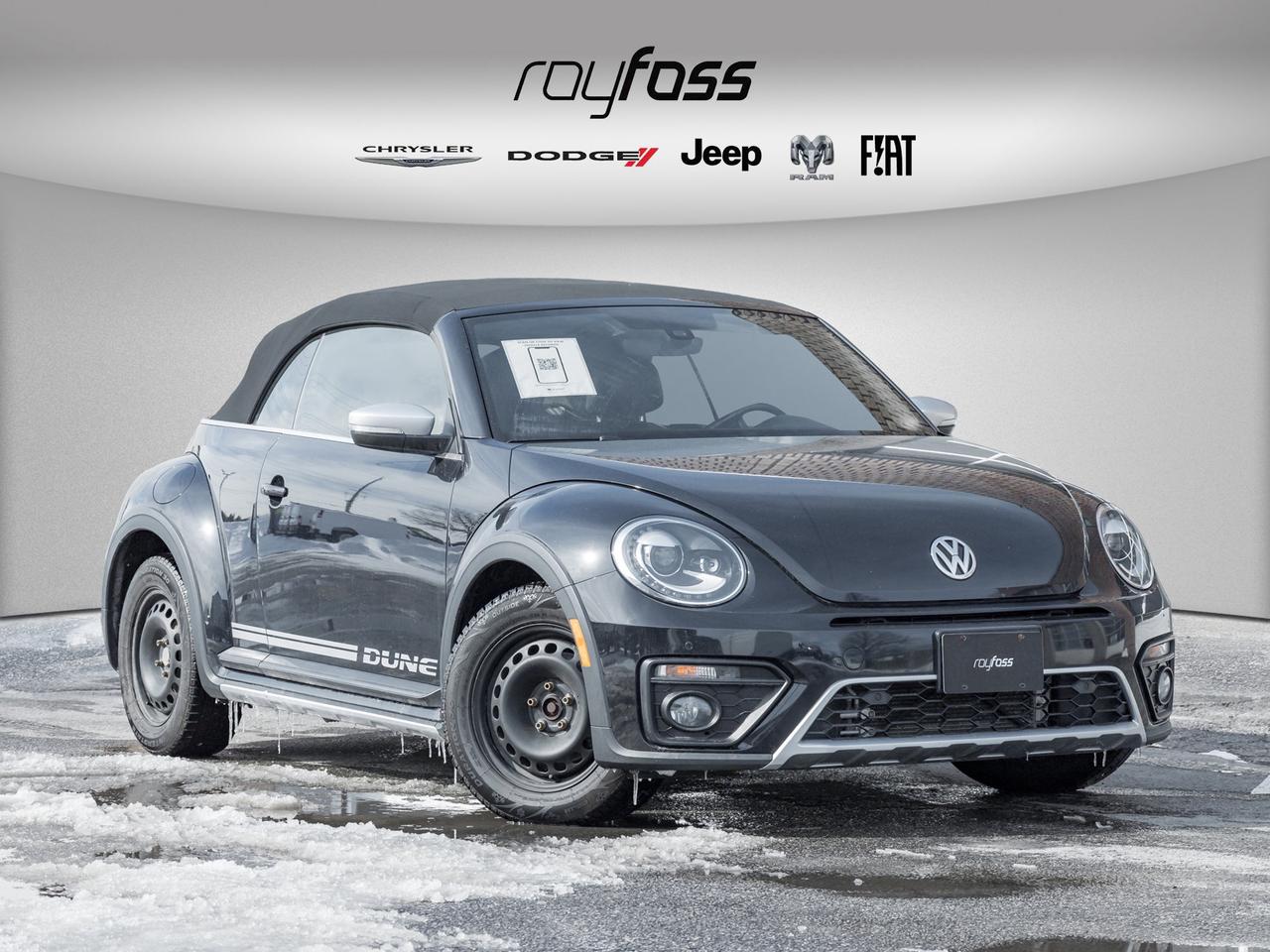 2017 Volkswagen Beetle Convertible Dune Photo