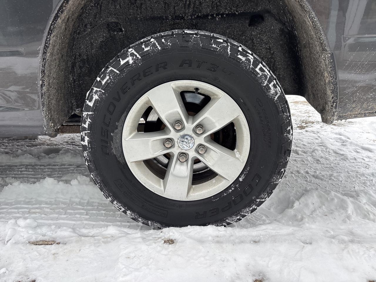 2017 RAM 1500 ST Photo