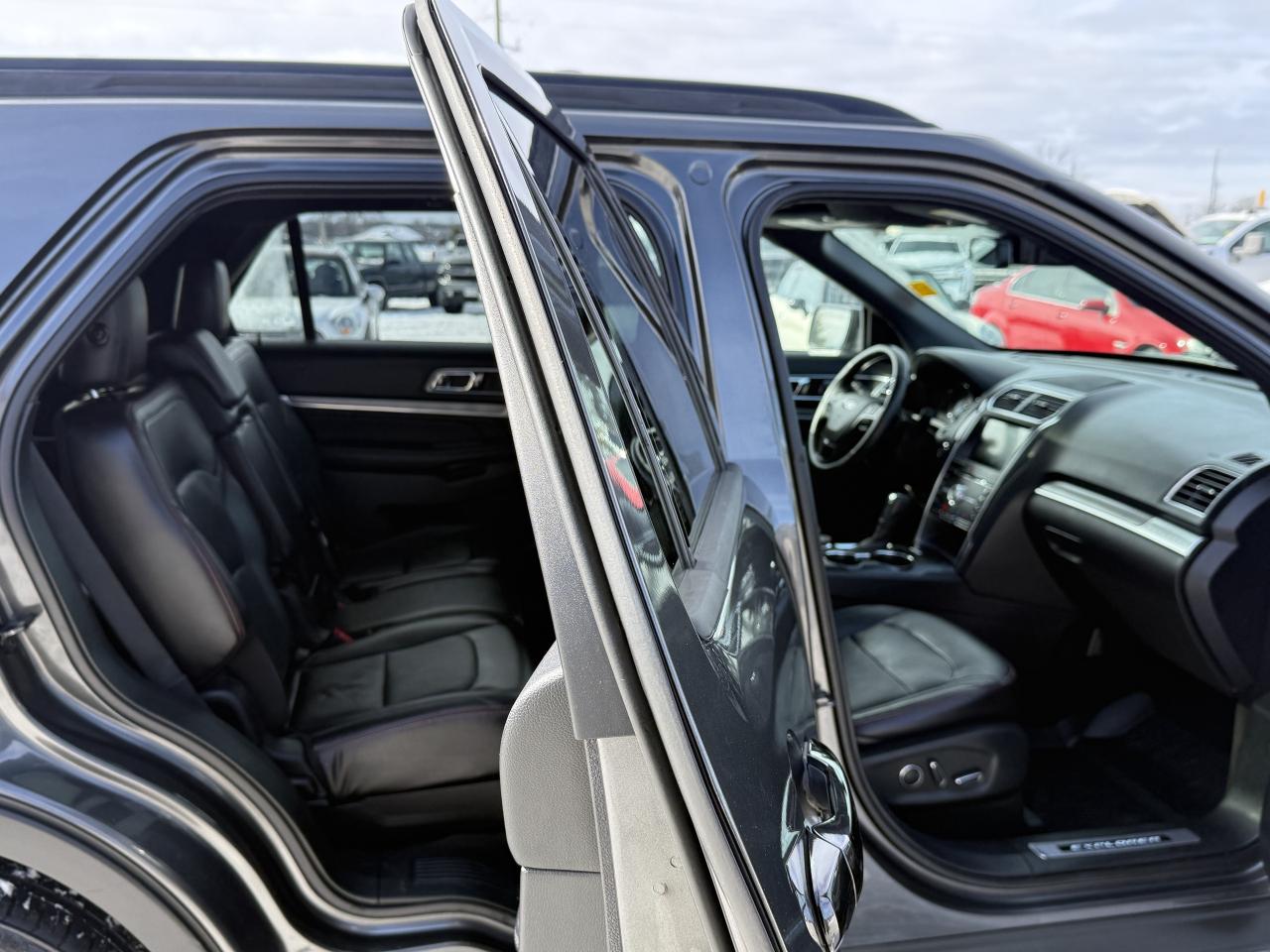 2018 Ford Explorer Sport 4WD Photo