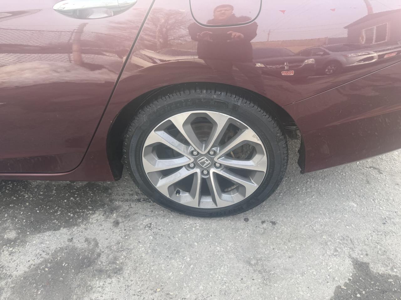 2013 Honda Accord Sedan *** 3 YEAR WARRANTY INCLUDED *** Photo