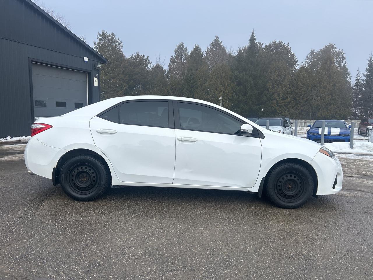 2015 Toyota Corolla S, Bluetooth, Back Up Cam Photo3