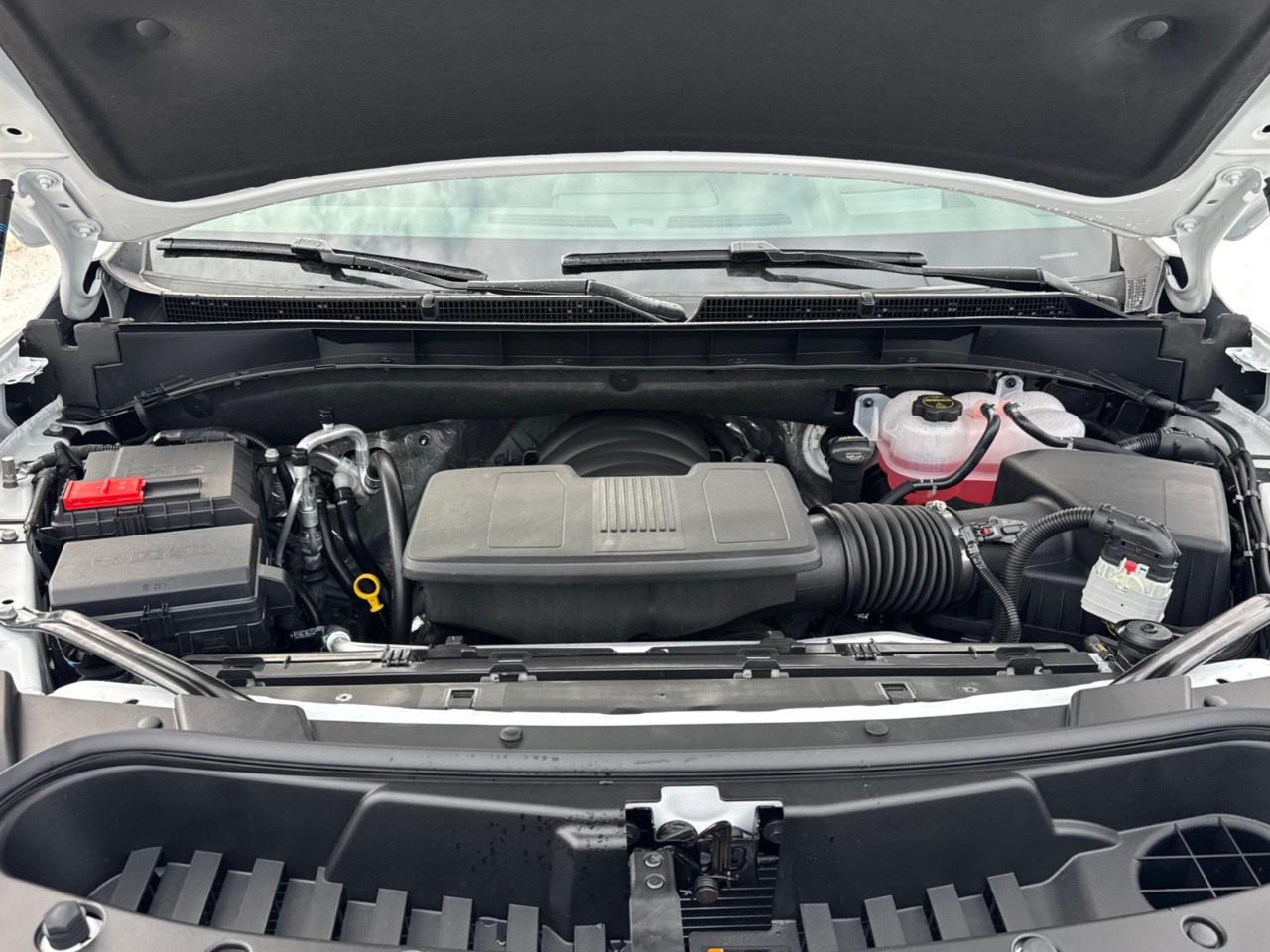 2026 GMC Yukon XL 4WD 4dr AT4 Photo