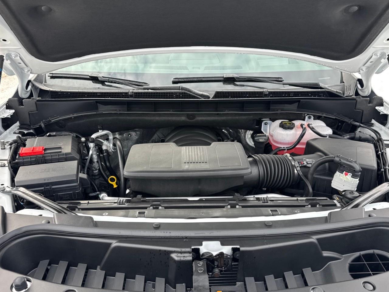 2026 GMC Yukon XL 4WD 4dr AT4 Photo