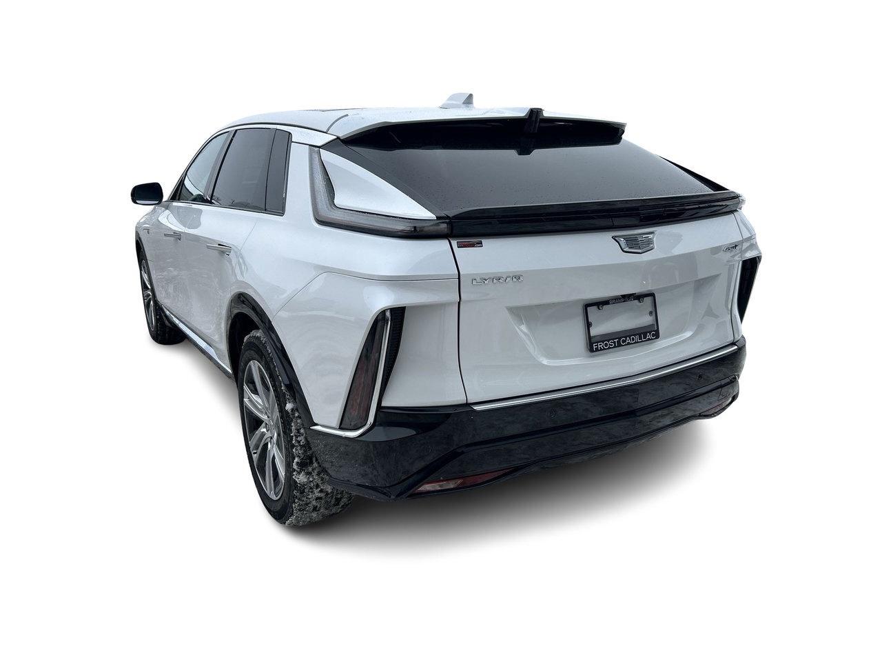 2024 Cadillac LYRIQ 4dr Tech w/1SA Only 25,000kms! Glass Roof Heated S Photo