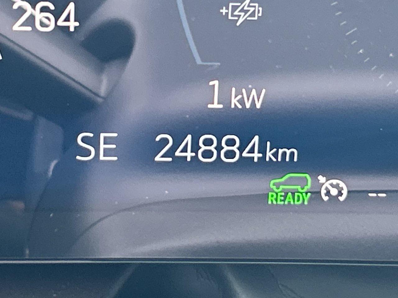 2024 Cadillac LYRIQ 4dr Tech w/1SA Only 25,000kms! Glass Roof Heated S Photo