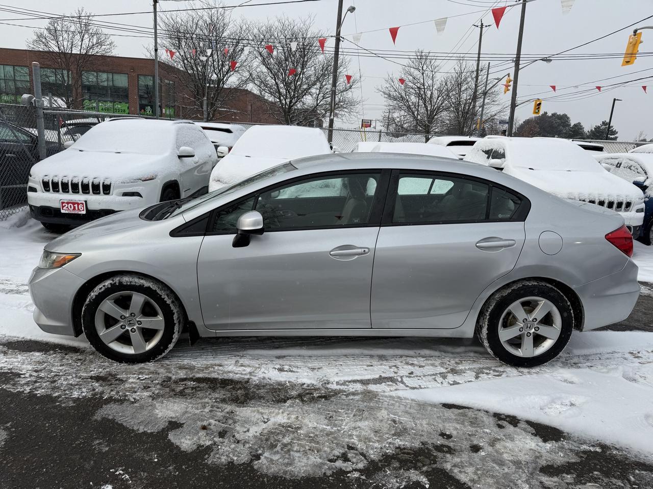 2012 Honda Civic *** 3 YEAR WARRANTY INCLUDED *** Photo