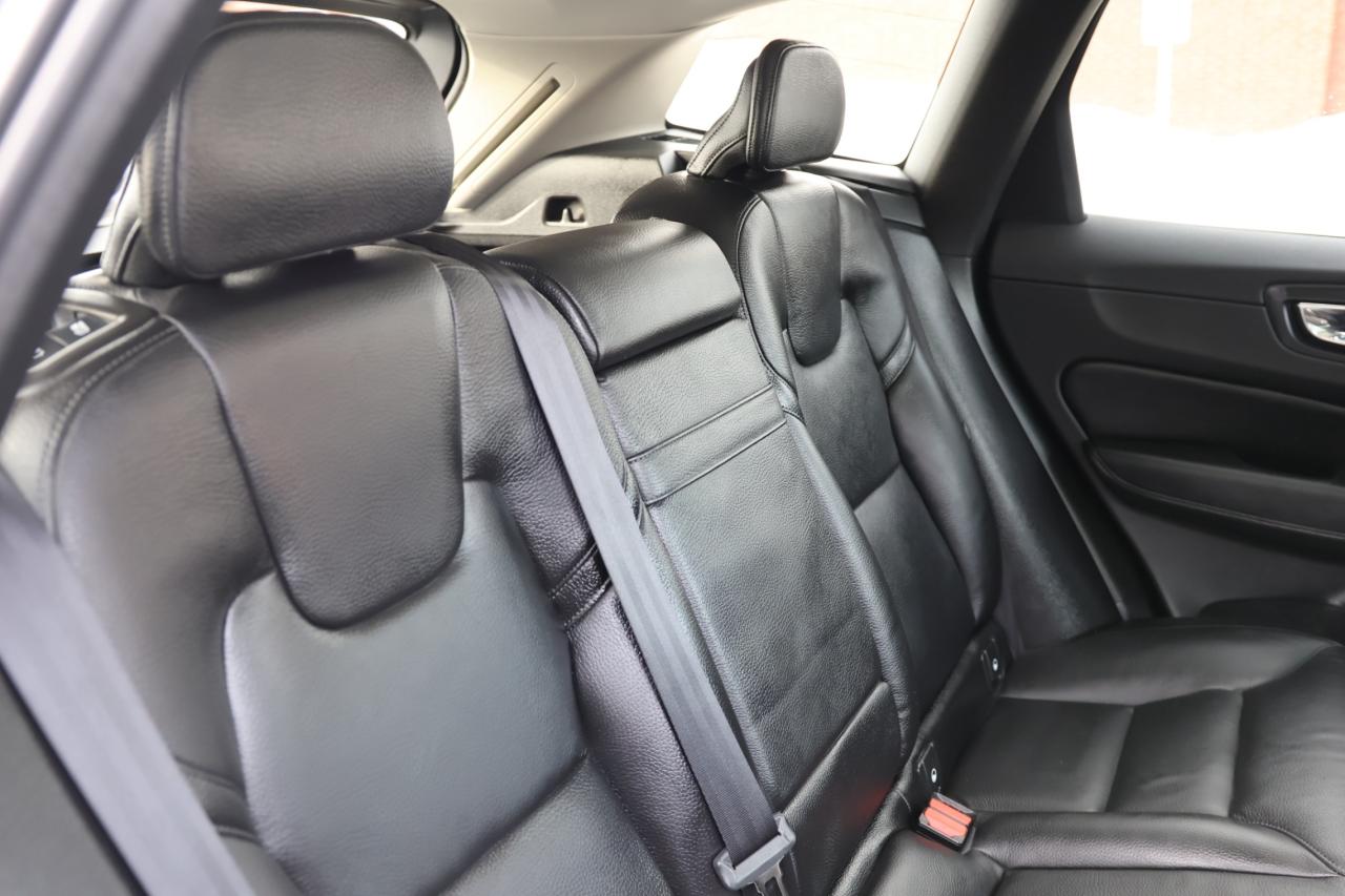 2019 Volvo XC60 T6-360CAM/AWD/360CAM/ADAPT CRUISE/PANOROOF/BLIS/P Photo