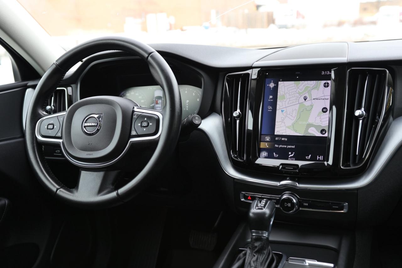 2019 Volvo XC60 T6-360CAM/AWD/360CAM/ADAPT CRUISE/PANOROOF/BLIS/P Photo