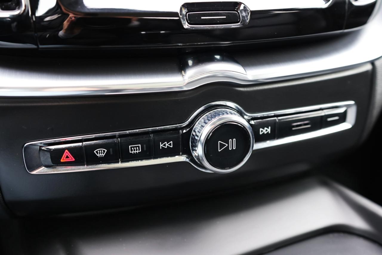 2019 Volvo XC60 T6-360CAM/AWD/360CAM/ADAPT CRUISE/PANOROOF/BLIS/P Photo