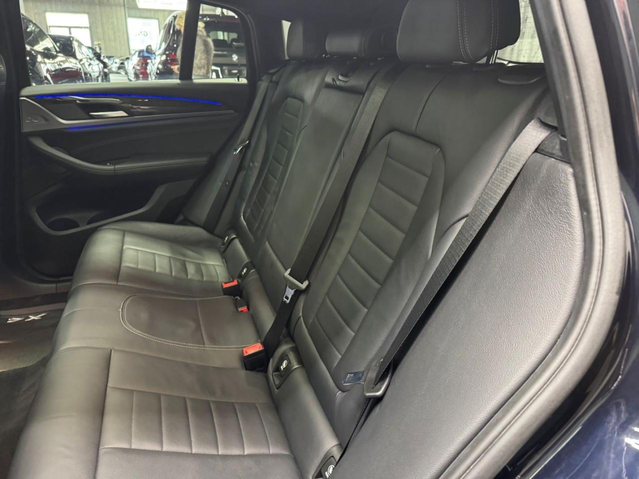 2019 BMW X4 XDrive30i M SPORT  PREMIUM HUD 2 SETS OF WHEELS Photo