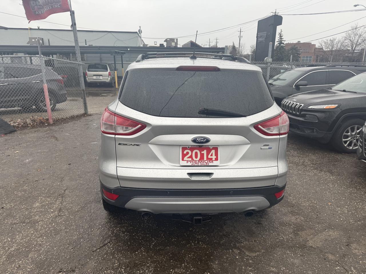 2014 Ford Escape *** 3 YEAR WARRANTY INCLUDED *** Photo