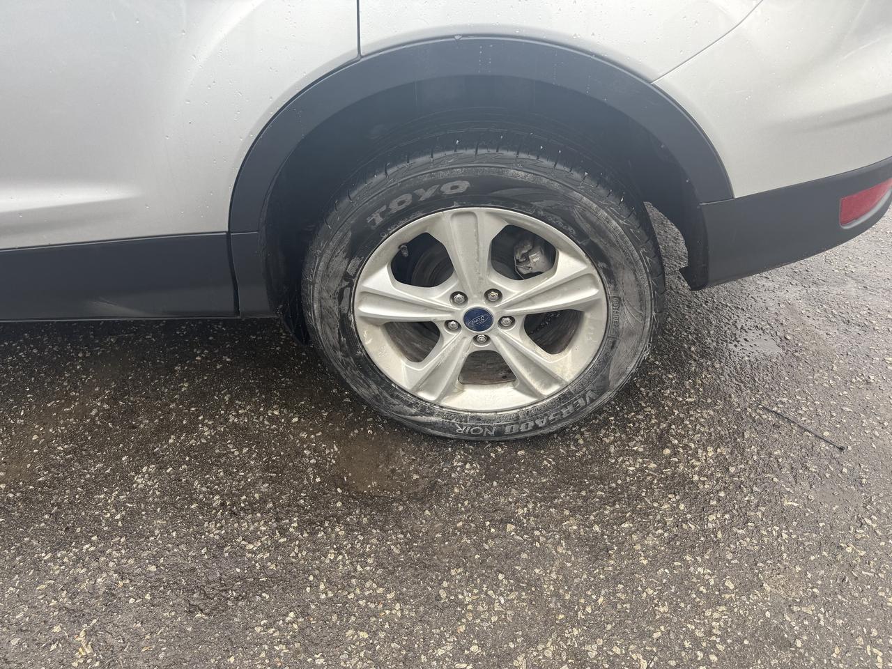 2014 Ford Escape *** 3 YEAR WARRANTY INCLUDED *** Photo