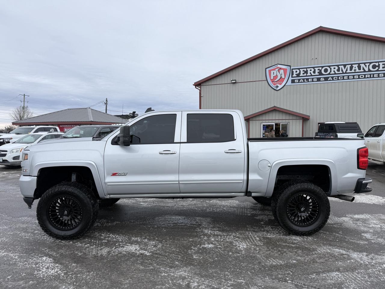 2017 Chevrolet Silverado 1500 LT LIFT/WHEEL/TIRE/LEATHER PKG!! Photo