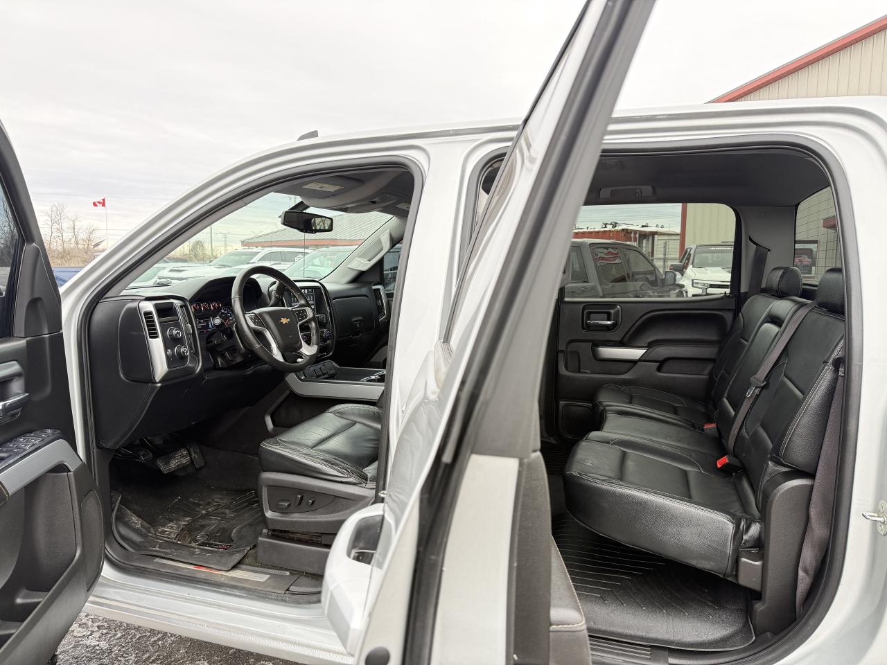 2017 Chevrolet Silverado 1500 LT LIFT/WHEEL/TIRE/LEATHER PKG!! Photo
